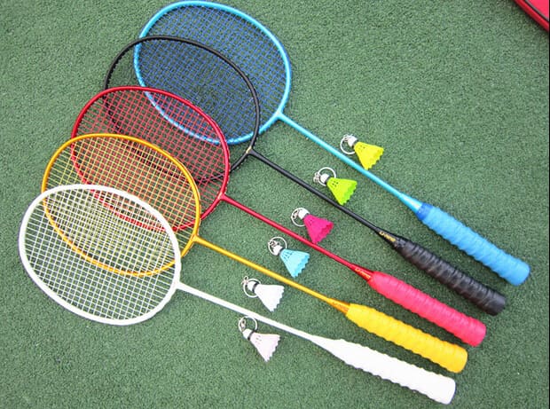 Raket Badminton