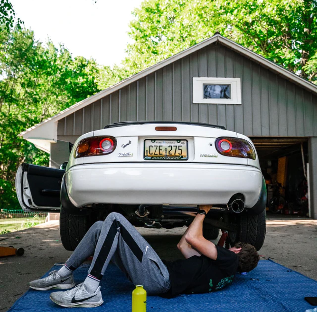 Serve our customers and always deliver the customer service